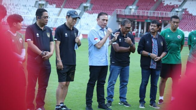 Ketum PSSI, Mochamad Iriawan saat memberikan motivasi untuk para pemain timnas Indonesia.(Foto:PSSI)